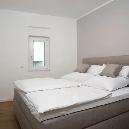 Goldenkey-Suites - Luxury Suite 'Rathausplatz' - Overlooking The Main Square - Air Conditioning & Elevator Appartement *