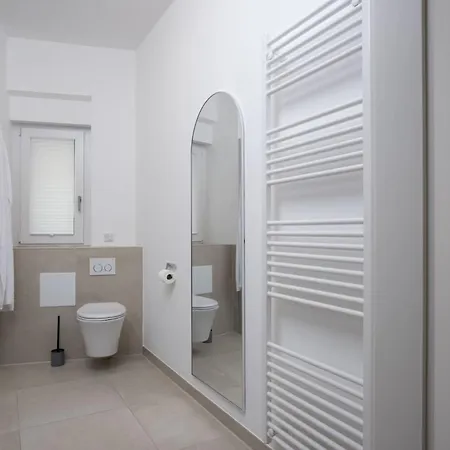 Goldenkey-Suites - Luxury Suite 'Rathausplatz' - Overlooking The Main Square - Air Conditioning & Elevator Augsburg