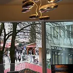Brand New Luxury On Rathausplatz アパート