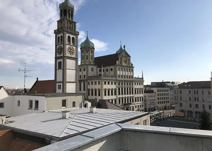 Brand New Luxury On Rathausplatz